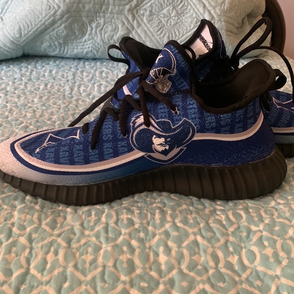 Xavier Yeezy-like never worn men’s size 13. I have 10prs of Y's & these R Great - Picture 3 of 4